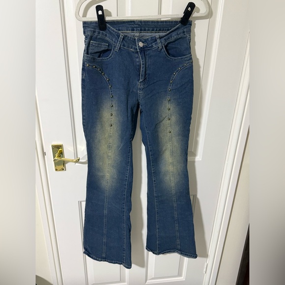 2/$25 SHEIN  Low-waisted Vintage-style Flare Jeans With Washed Effect sz 30 - Picture 3 of 8